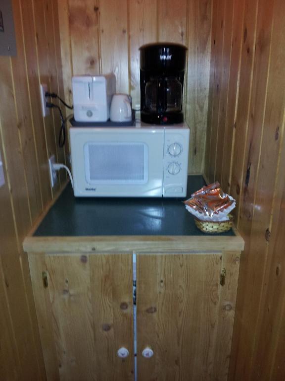 Steamboat Mountain Chalets Hotel Spillimacheen Pokój zdjęcie