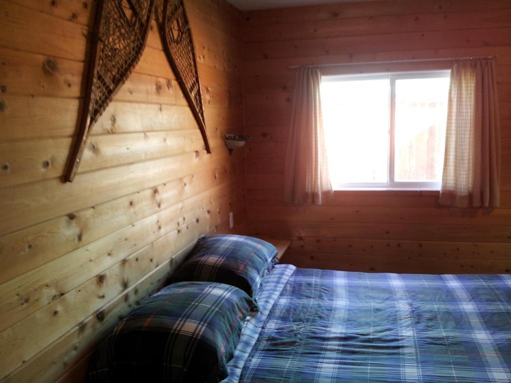 Steamboat Mountain Chalets Hotel Spillimacheen Pokój zdjęcie