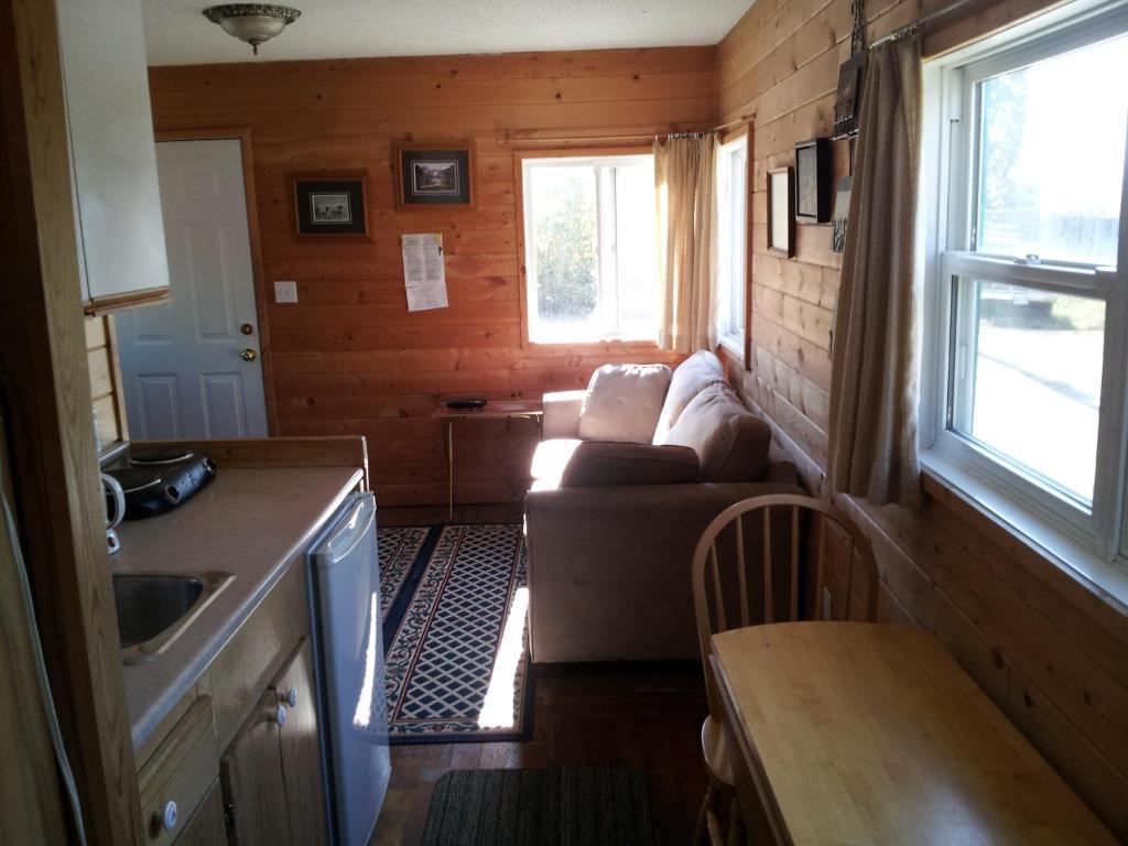 Steamboat Mountain Chalets Hotel Spillimacheen Pokój zdjęcie