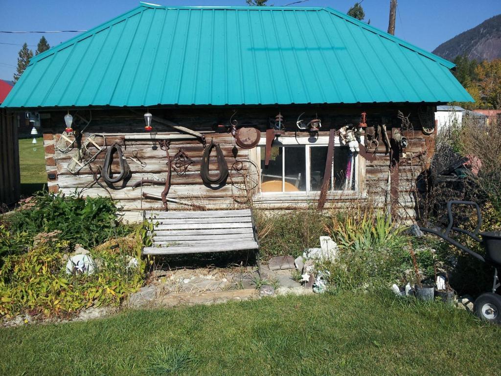 Steamboat Mountain Chalets Hotel Spillimacheen Zewnętrze zdjęcie